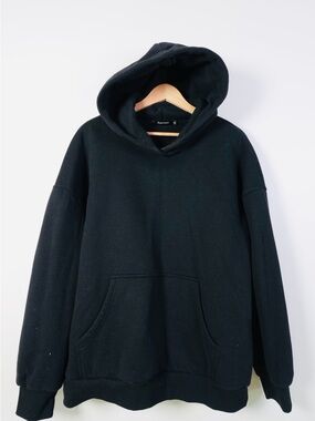 Black Hooded Pullover Sweatshirt